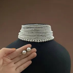 Alabaster Gleam White Pearl Necklace Ensemble - Rent