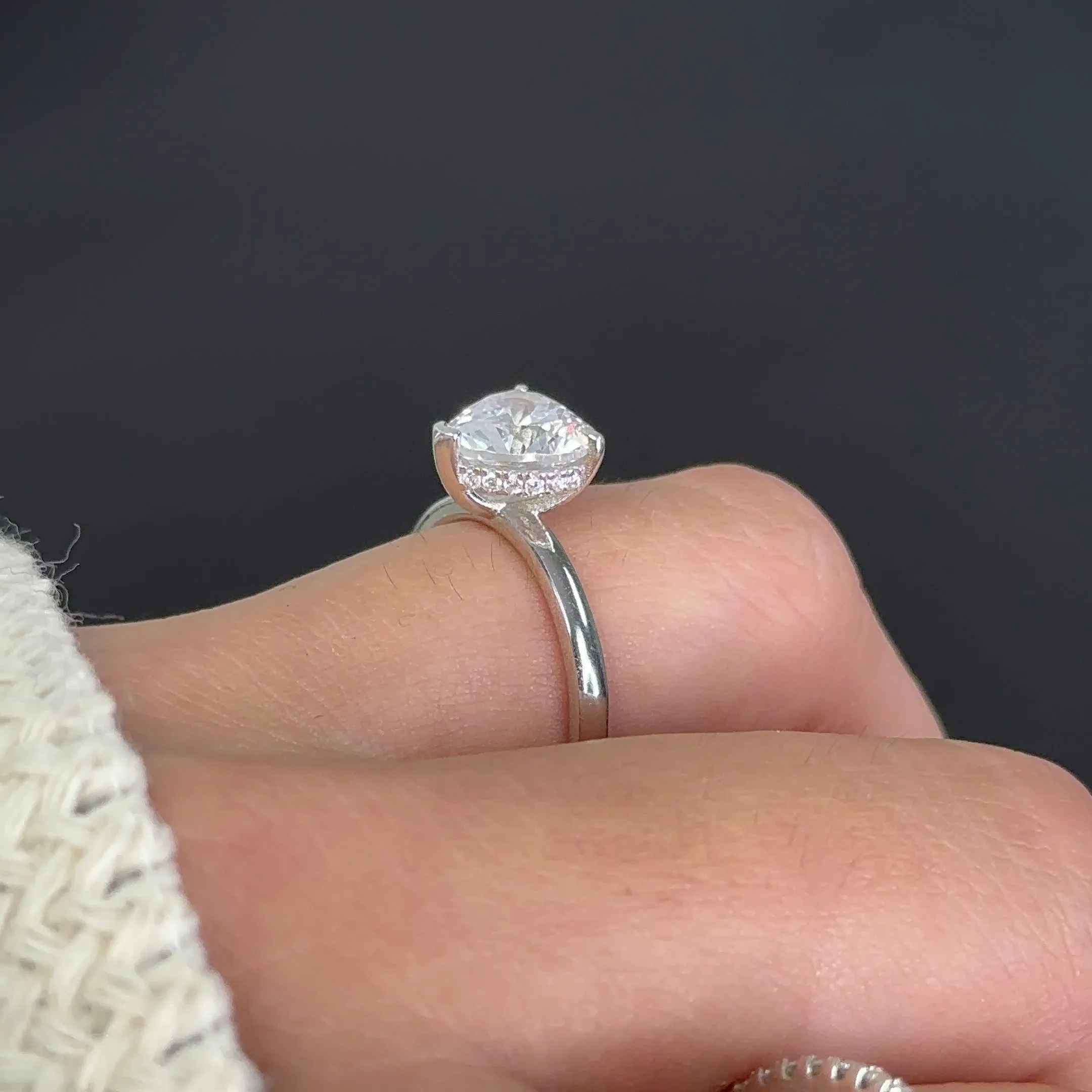 ARIELLE MOISSANITE RING