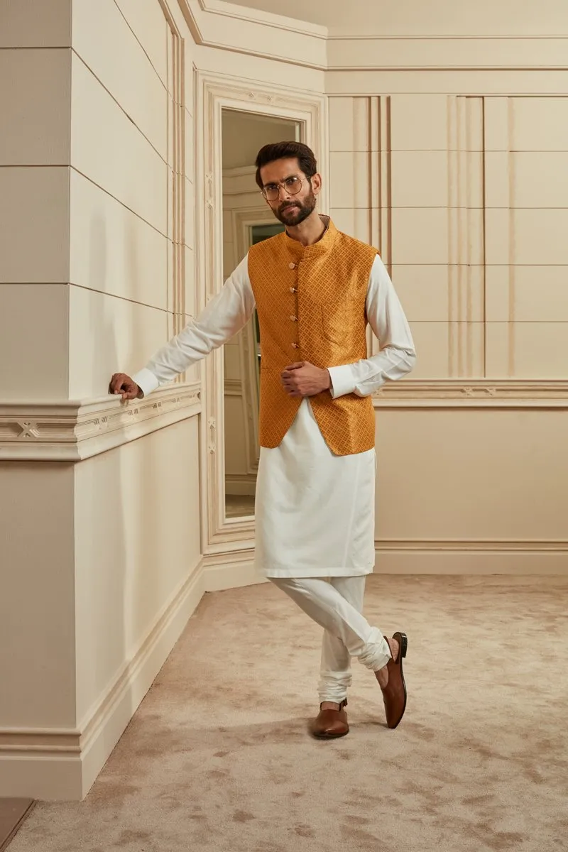 Brocade Bundi With Kurta Chudidar