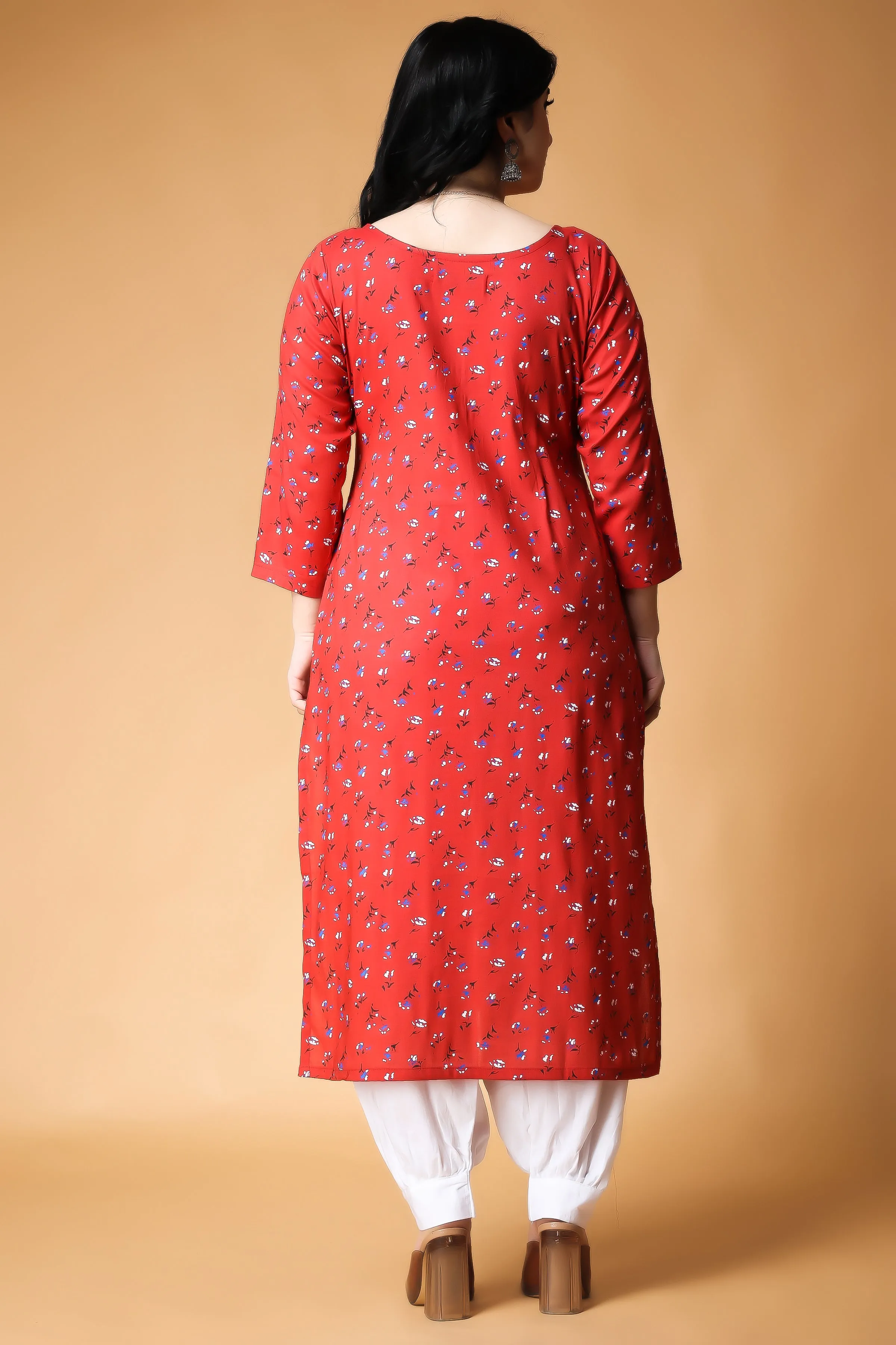 Garden of Roses Rayon Kurta Set