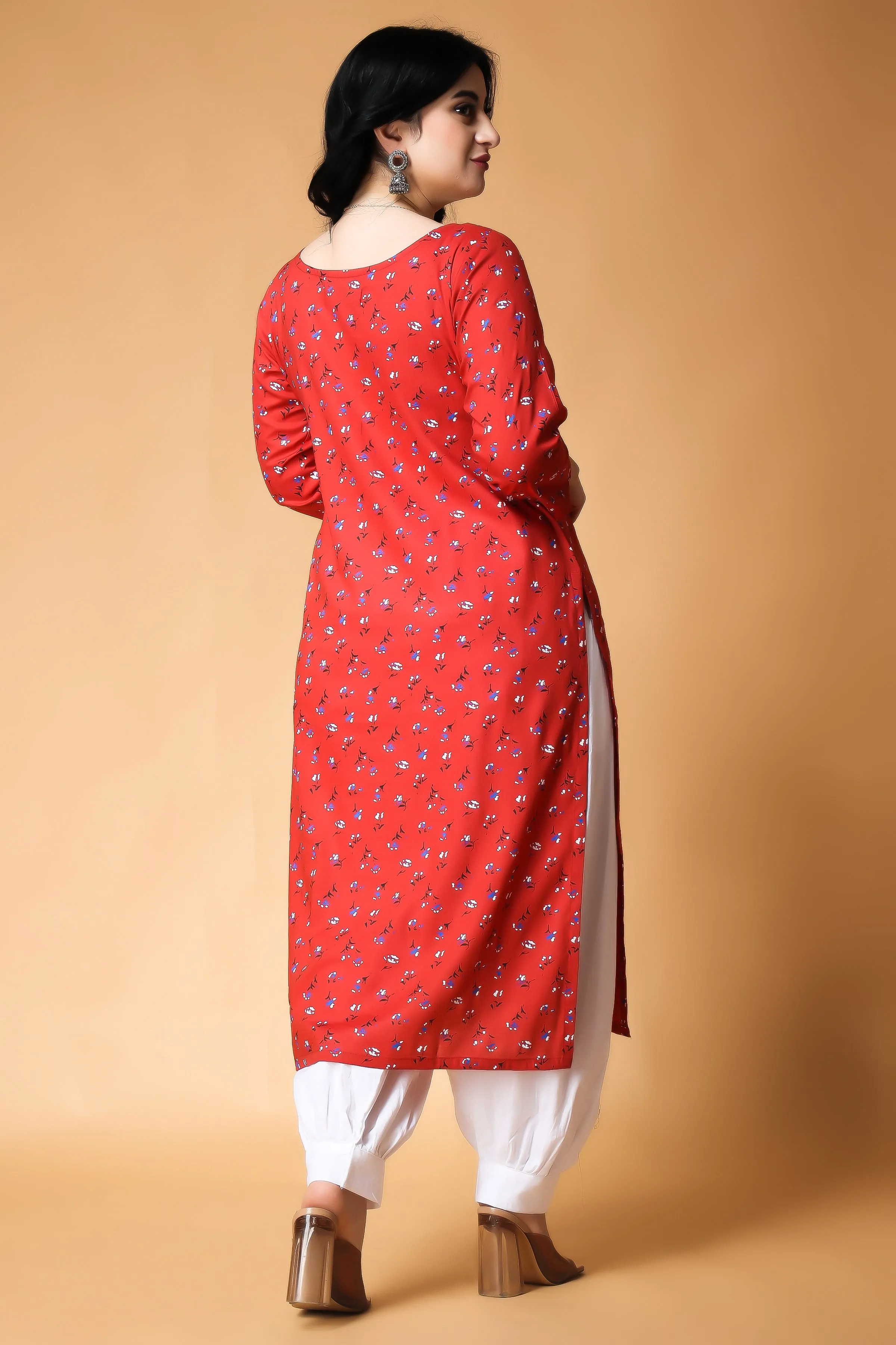 Garden of Roses Rayon Kurta Set