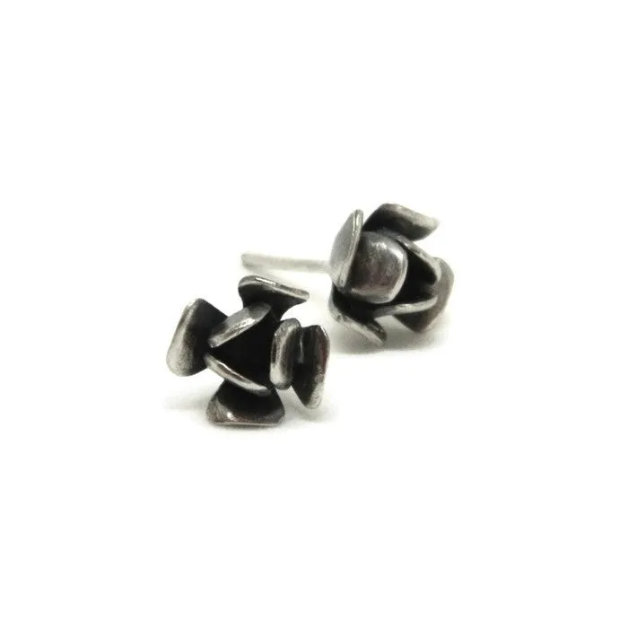 rose studs