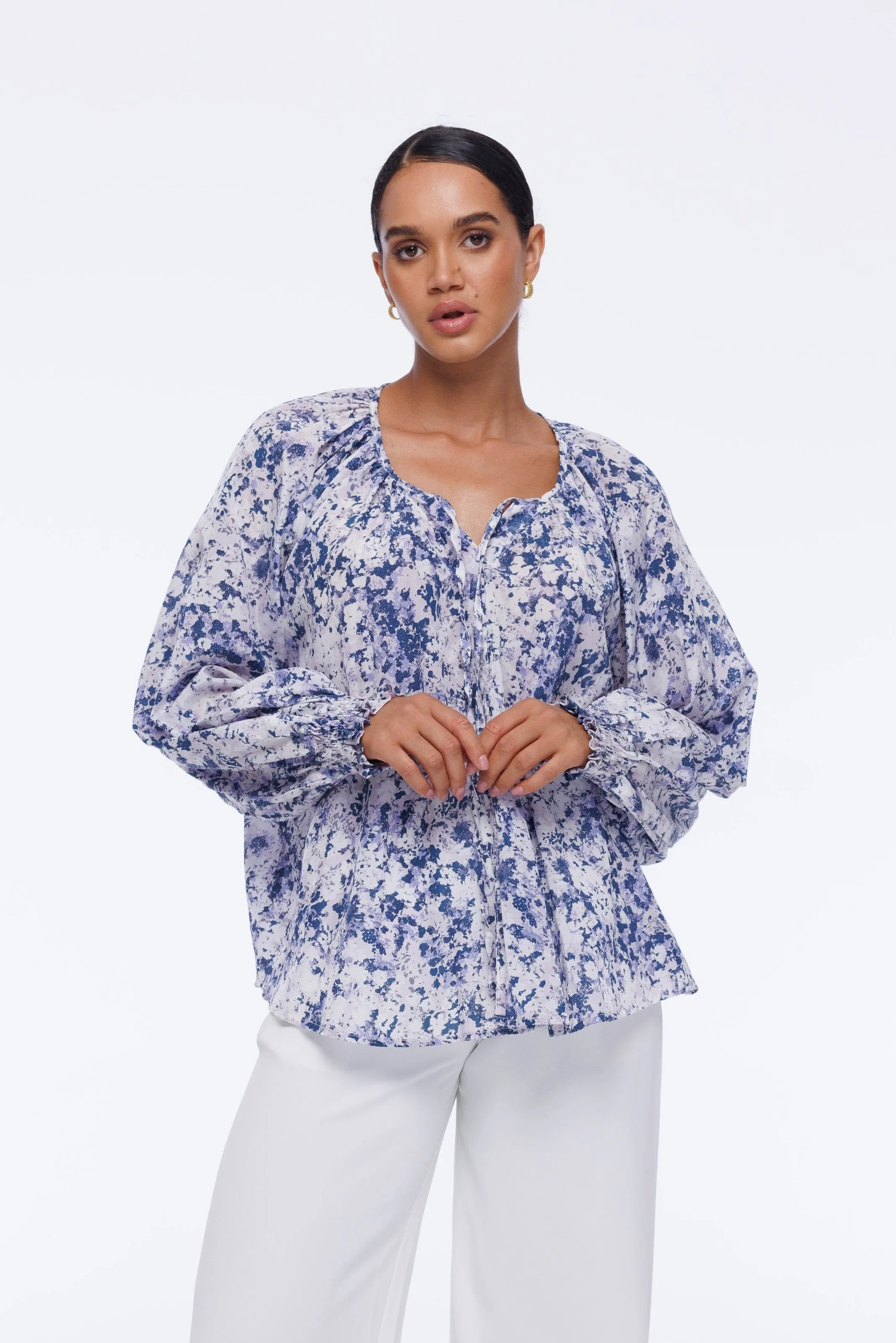 Ruthie Blouse - Exclusive Blue/White Floral