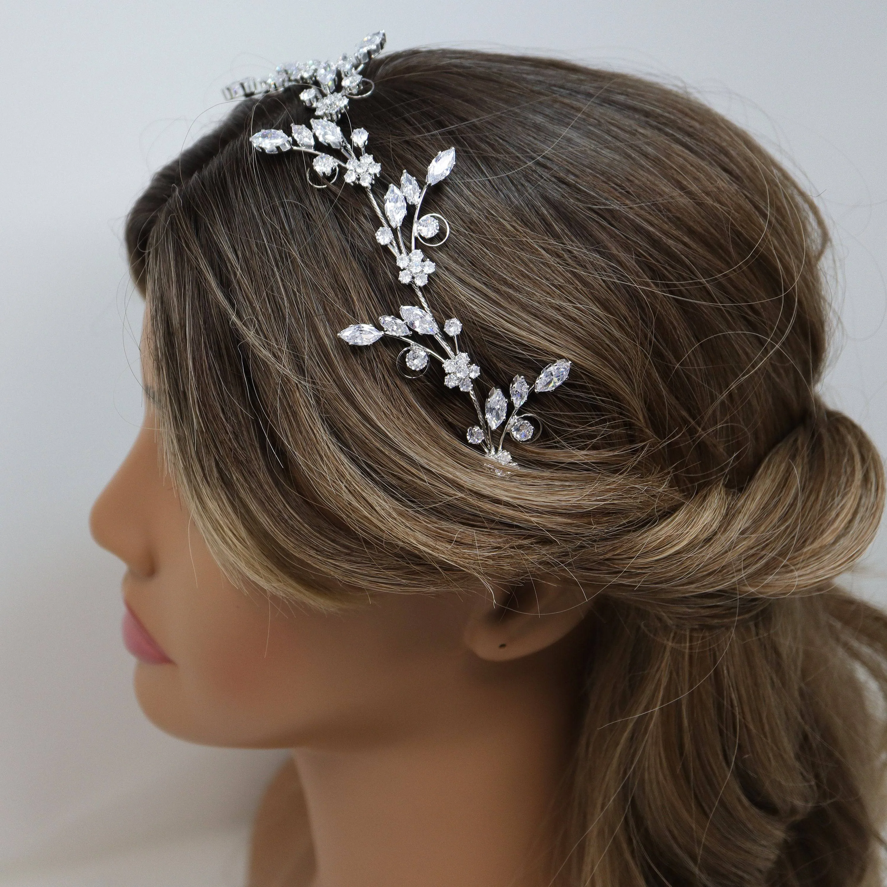 Swarovski Crystals Floral Vine Leaves Hair Vine Headband, Bridal Hair Vine, Rhinestone Headband, Delicate Headband, Hair accessories.